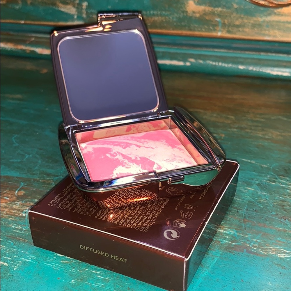 Hourglass Ambient Blush- Diffused Heat